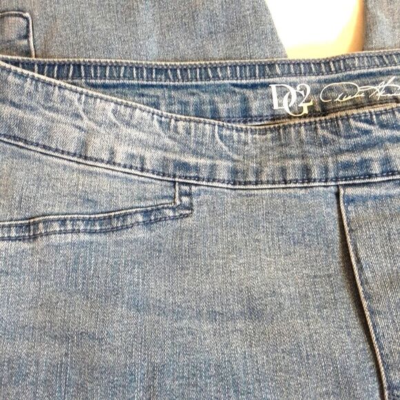 DIANE GILMAN DG2 Jeans Distressed Stretch Ankle Length Size Small NWT - Picture 9 of 13